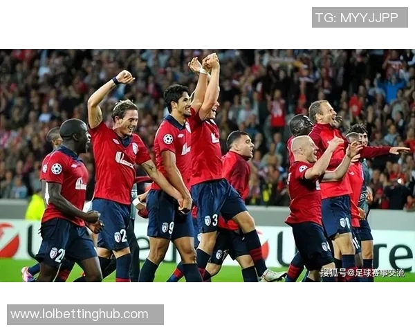 那不勒斯狂胜巴黎圣日耳曼6-2神扑瞬间点燃友谊赛激情