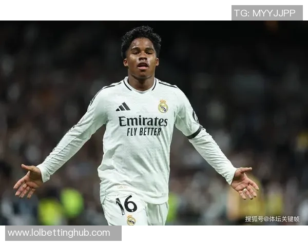 尤文图斯大胜皇马引发转会风波球迷热议未来动向