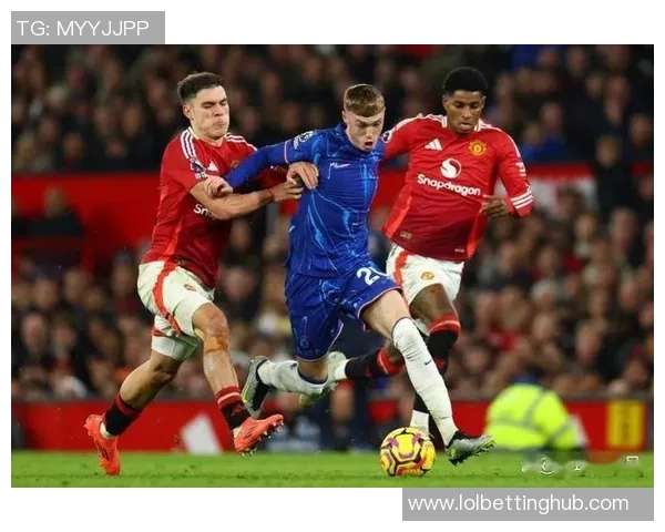 英超激战：那不勒斯与热刺战成平局补时进球引发全场狂欢与转会传闻