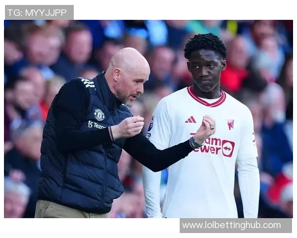 友谊赛精彩对决多特蒙德与曼联战成平局神扑瞬间引发全场热烈反响