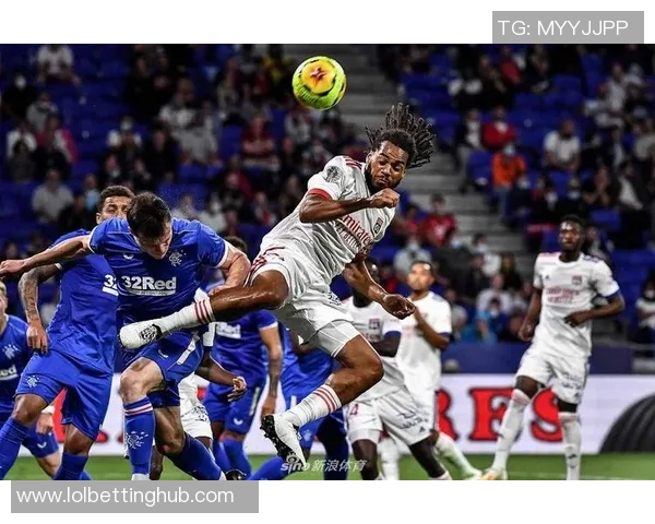 友谊赛精彩回顾：里昂逆转波尔图帽子戏法点燃全场激情